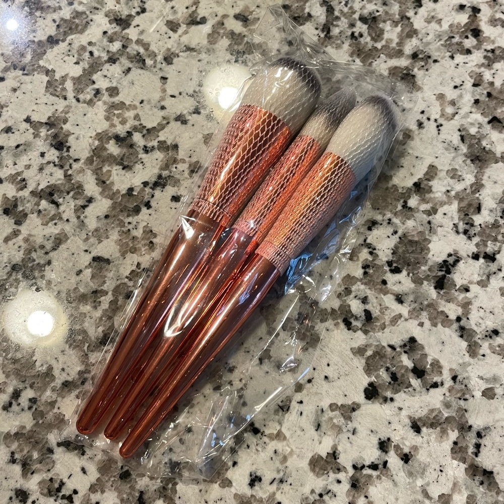 Alamar Complexion Brush Trio